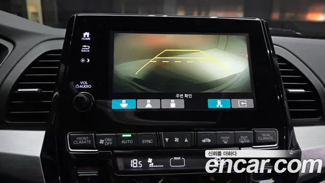 Honda Odyssey — фото 15