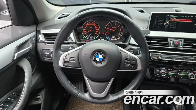 BMW X1 — фото 13