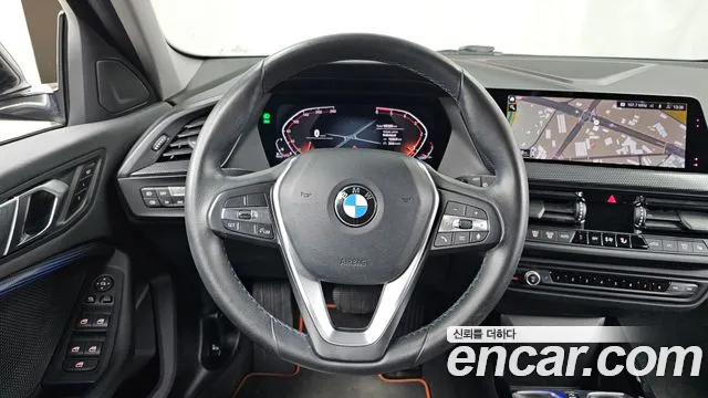 BMW 1-Series — фото 12