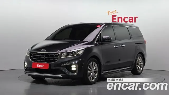 Kia Carnival — фото 1