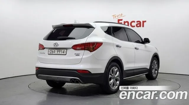 Hyundai Santa Fe — фото 2