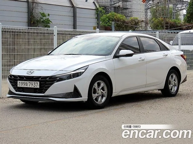 Hyundai Avante — фото 1
