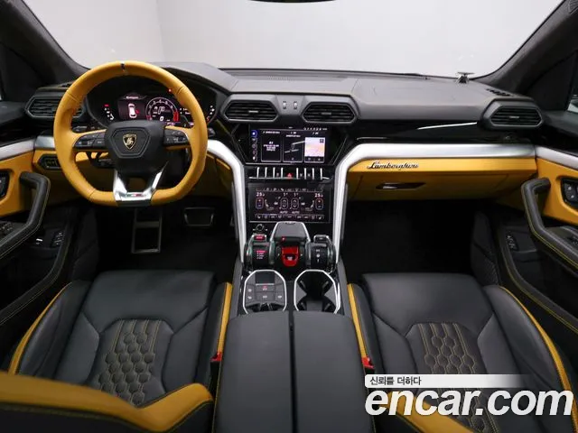 Lamborghini Urus — фото 7