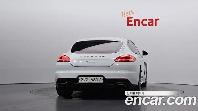 Porsche Panamera — фото 4