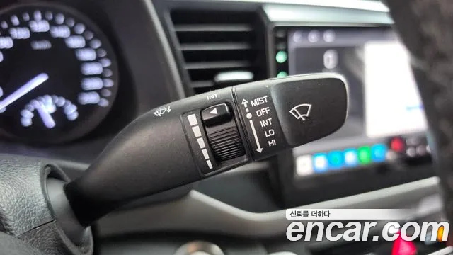Hyundai Avante — фото 26