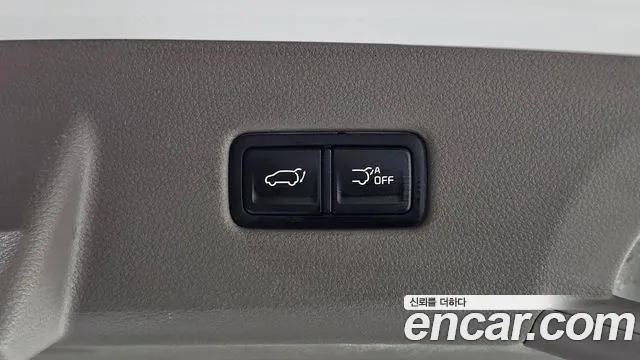 Kia Carnival — фото 35
