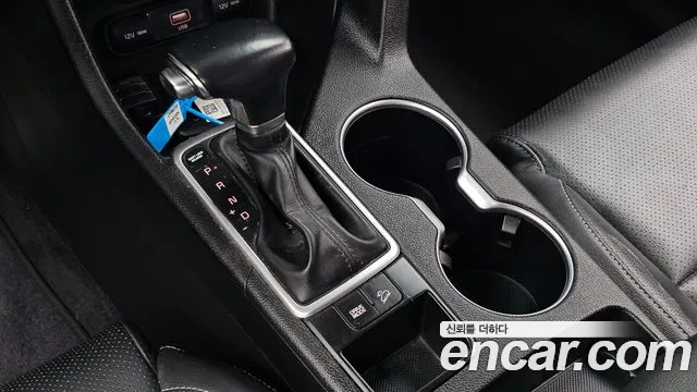 Kia Sportage — фото 9
