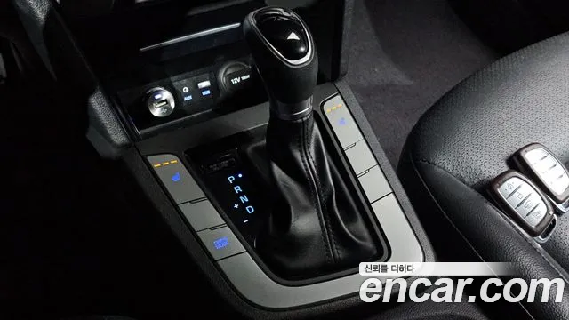 Hyundai Avante — фото 9