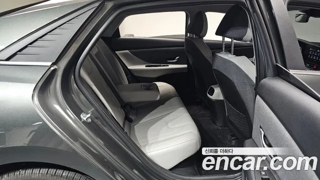 Hyundai Avante — фото 11