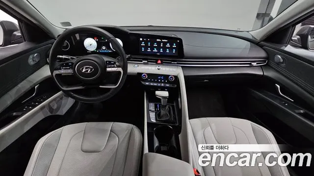 Hyundai Avante — фото 7