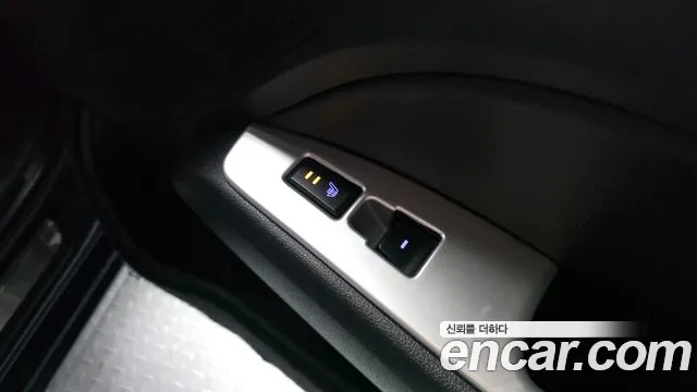 Hyundai Avante — фото 18