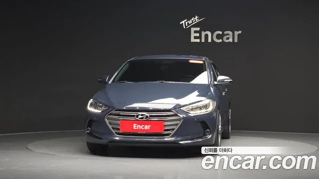 Hyundai Avante — фото 2