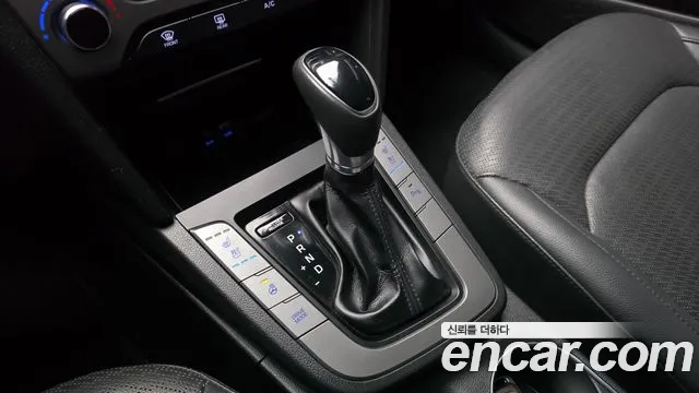 Hyundai Avante — фото 8