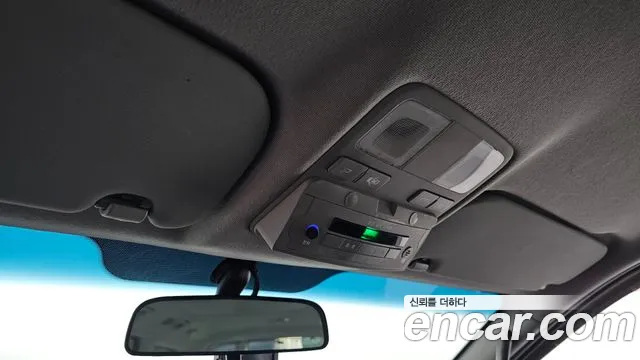 Hyundai Starex — фото 19