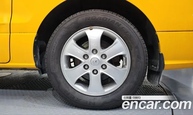 Hyundai Starex — фото 21