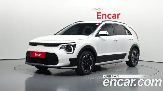 Kia Niro — фото 1