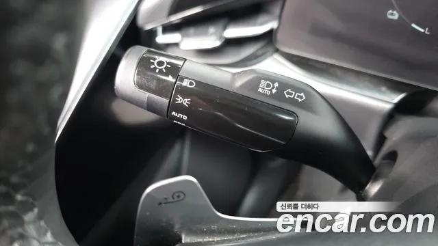 Kia Niro — фото 18