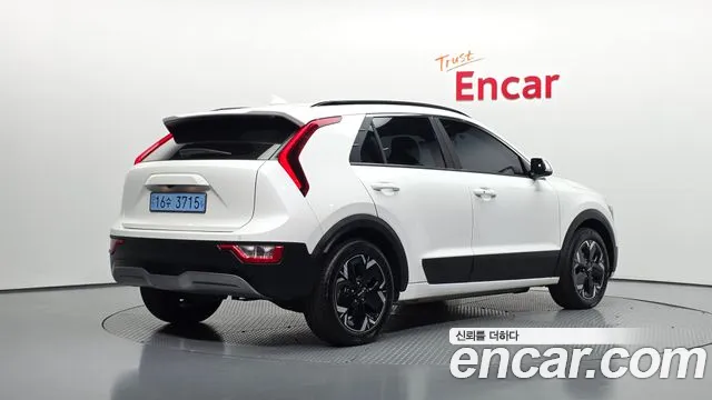 Kia Niro — фото 2