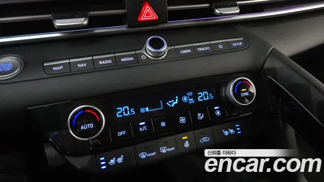 Hyundai Avante — фото 17