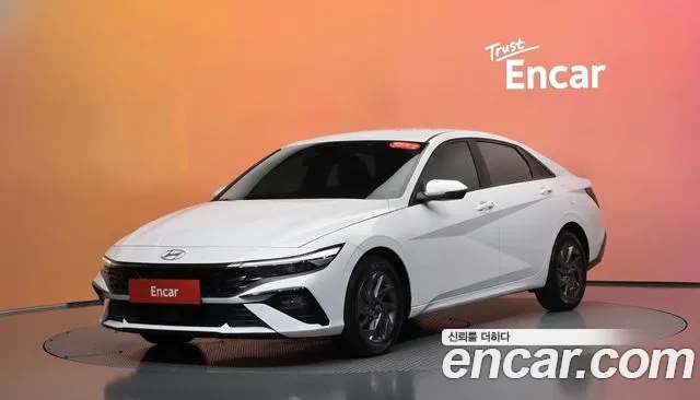 Hyundai Avante — фото 20