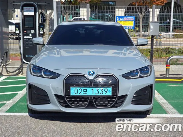 BMW i4 — фото 2