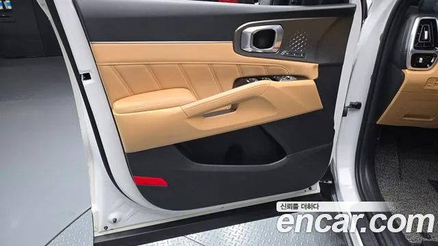 Kia Sorento — фото 24