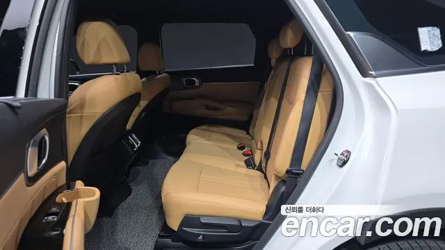 Kia Sorento — фото 26