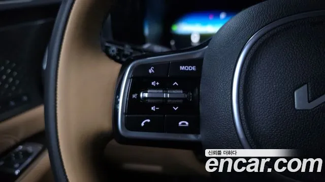 Kia Sorento — фото 31