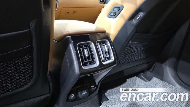 Kia Sorento — фото 34
