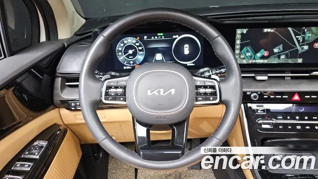 Kia Carnival — фото 13