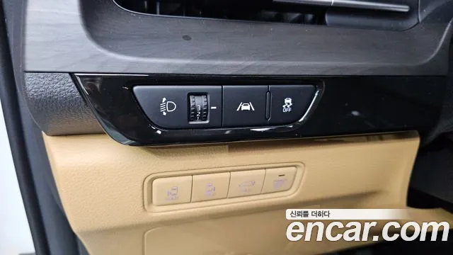 Kia Carnival — фото 19