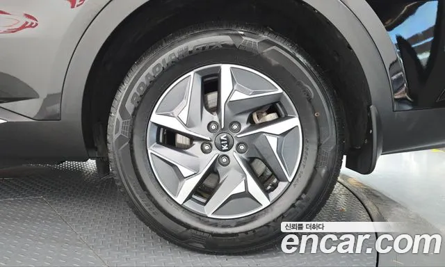 Kia Sorento — фото 21