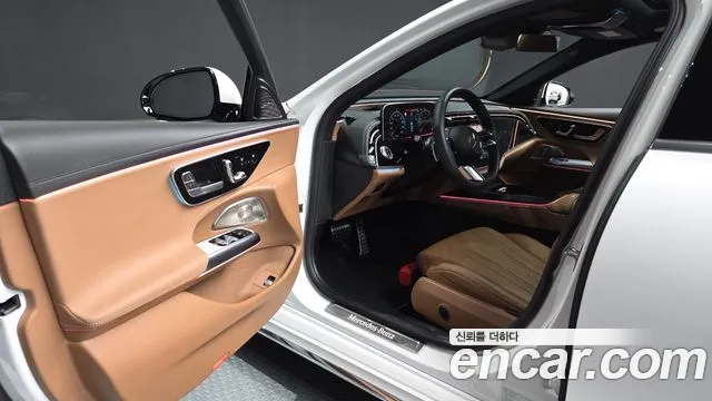 Mercedes-Benz E-Class — фото 10