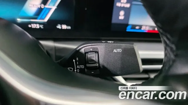 BMW i4 — фото 27