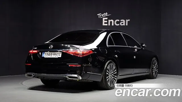 Mercedes-Benz S-Class — фото 1