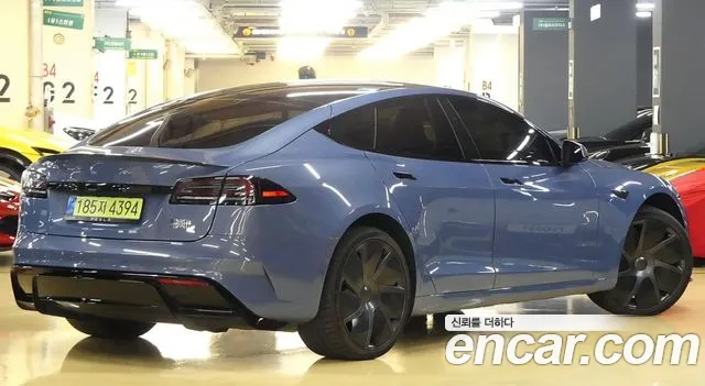 Tesla Model S — фото 2