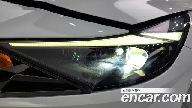 Hyundai Avante — фото 22