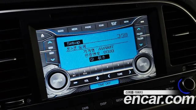 Hyundai Avante — фото 17