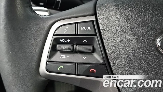 Hyundai Avante — фото 18