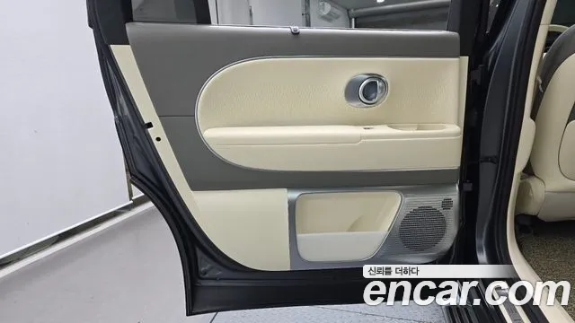Hyundai Ioniq 9 — фото 25