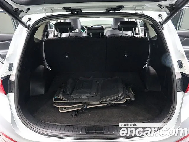 Hyundai Santa Fe — фото 19