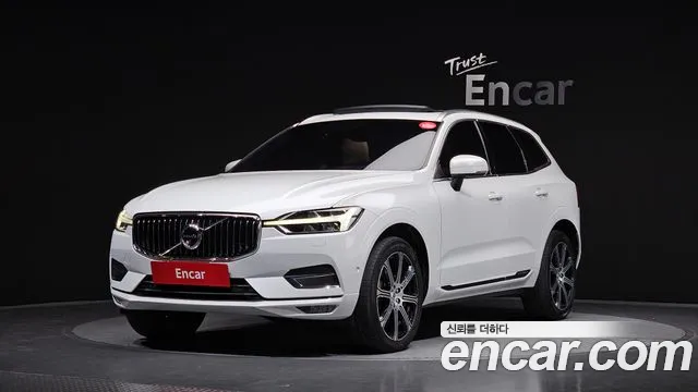 Volvo XC60 — фото 1