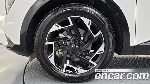 Kia Sportage — фото 5