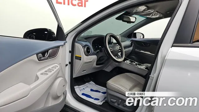 Hyundai Kona — фото 10