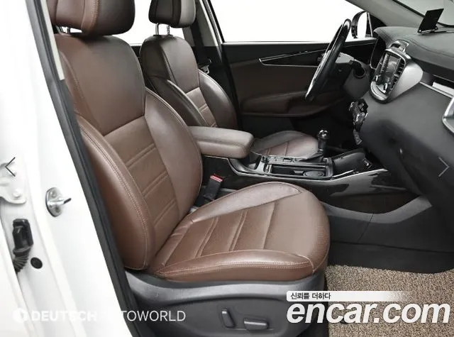 Kia Sorento — фото 11