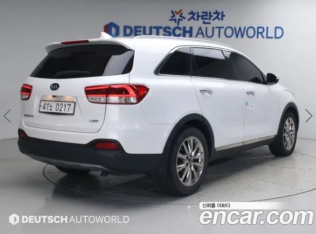 Kia Sorento — фото 3