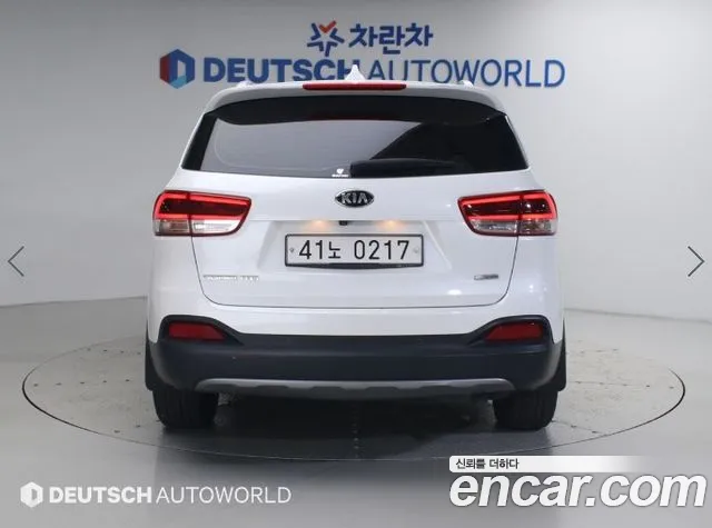 Kia Sorento — фото 5