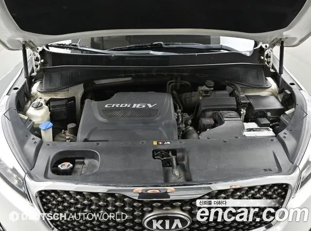 Kia Sorento — фото 7