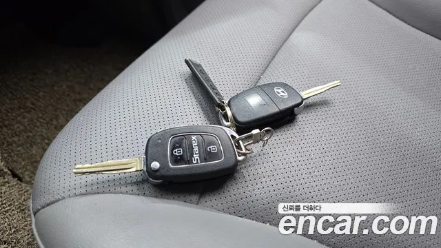 Hyundai Starex — фото 14