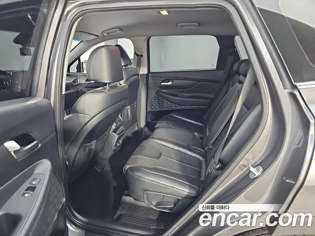 Hyundai Santa Fe — фото 12